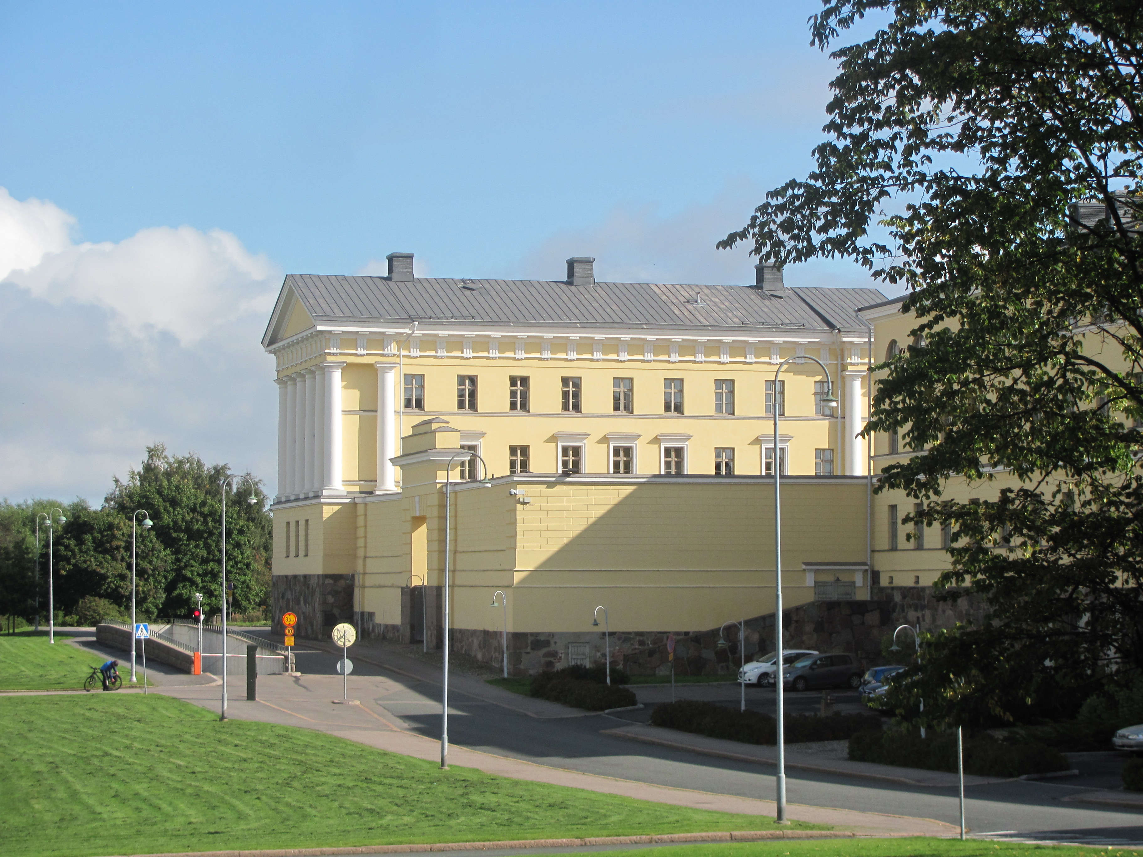 Merikasarmi, Helsinki